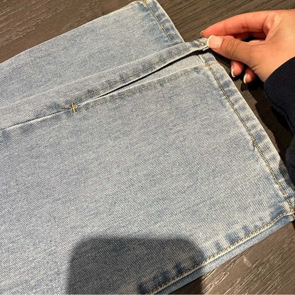 Brand new BOOHOO jeans size 4. High rise/ straight leg - Picture 2 of 5